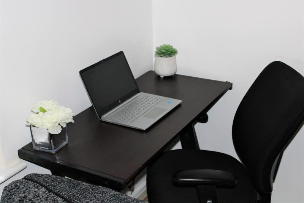 Lovely Modern Apartment Close To Town Centre Lexden 외부 사진