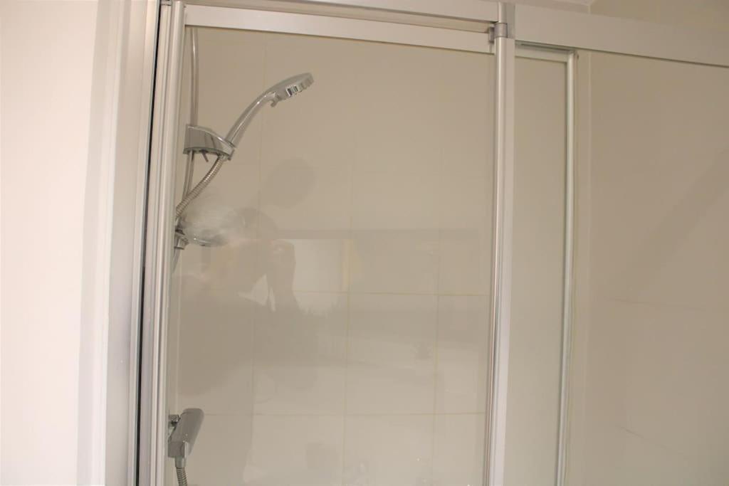 Lovely Modern Apartment Close To Town Centre Lexden 외부 사진